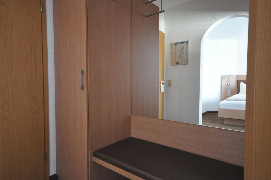 Hotel-Pension-Jasmin Райнфельден Экстерьер фото